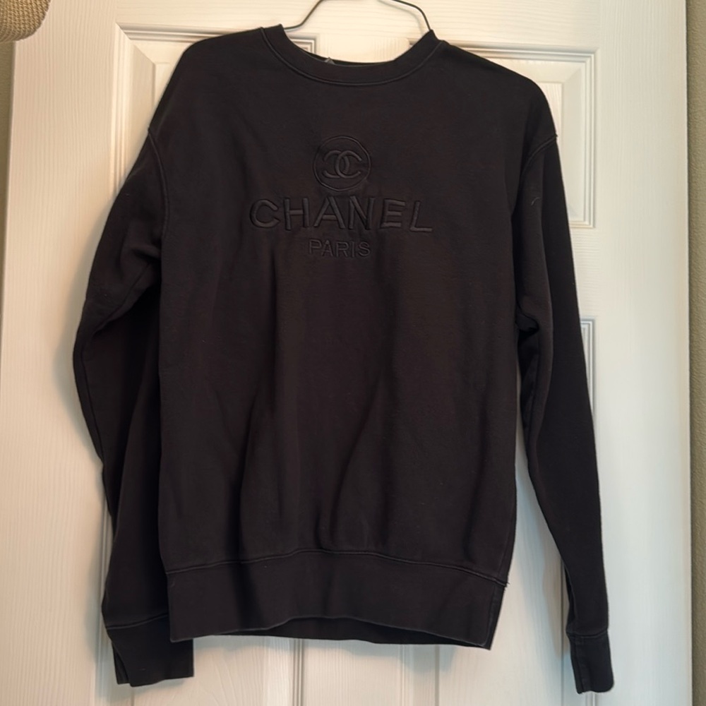 Crew neck sweatshirt